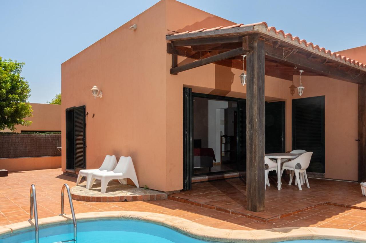 Lovely 2-Bed Villa In Corralejo Fuerteventura Luaran gambar